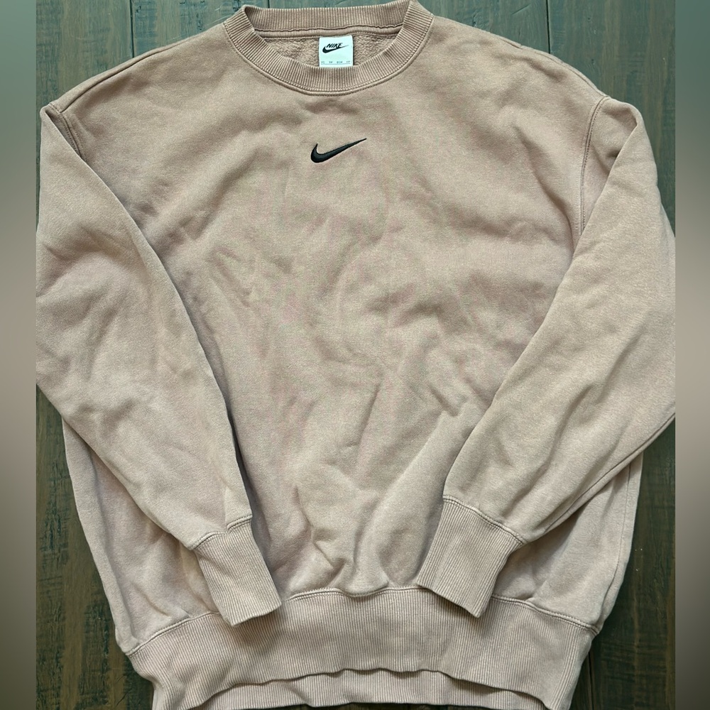 Nike Men's Beige Crewneck Sweater
